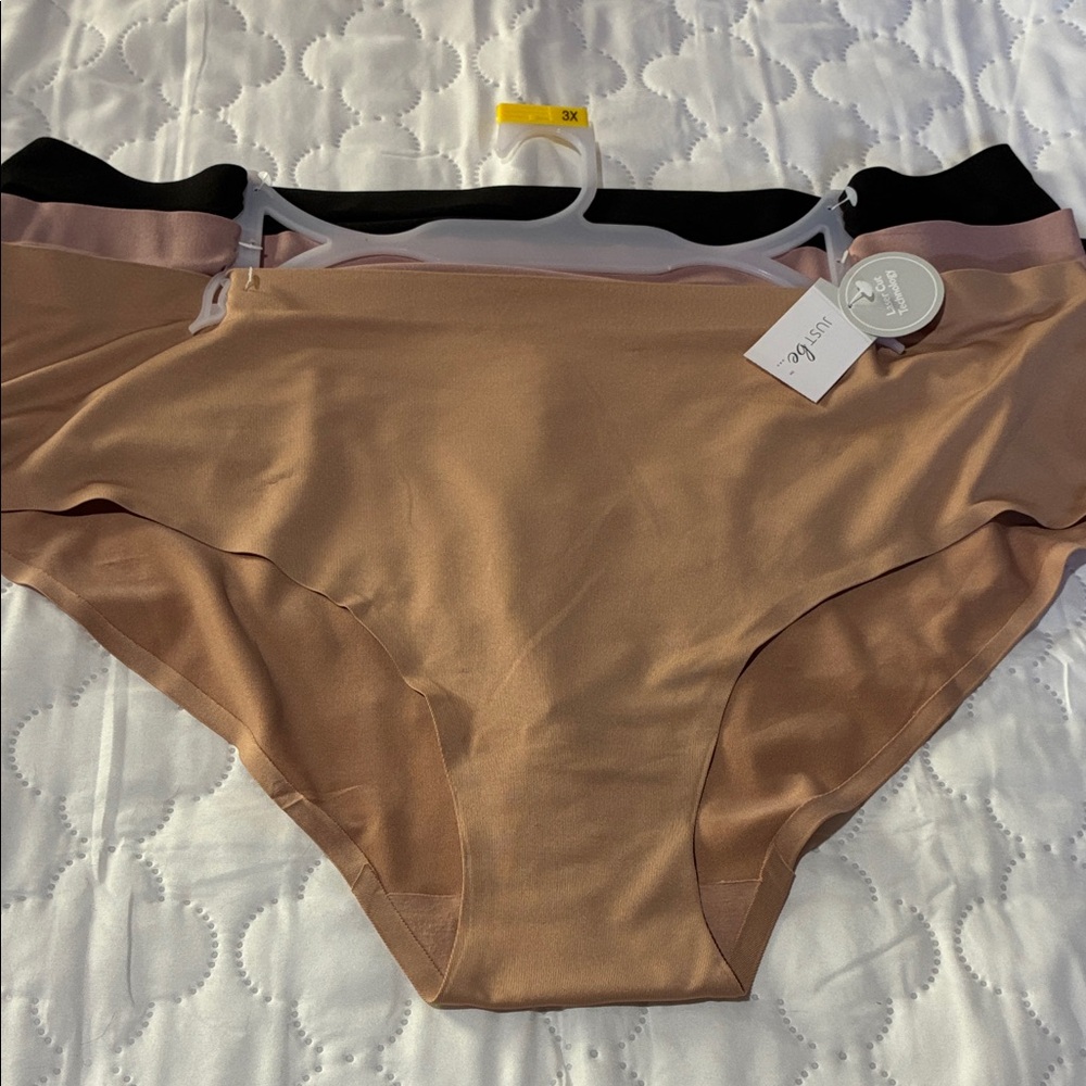 Just Be Smooth No-Show Hipster Panties